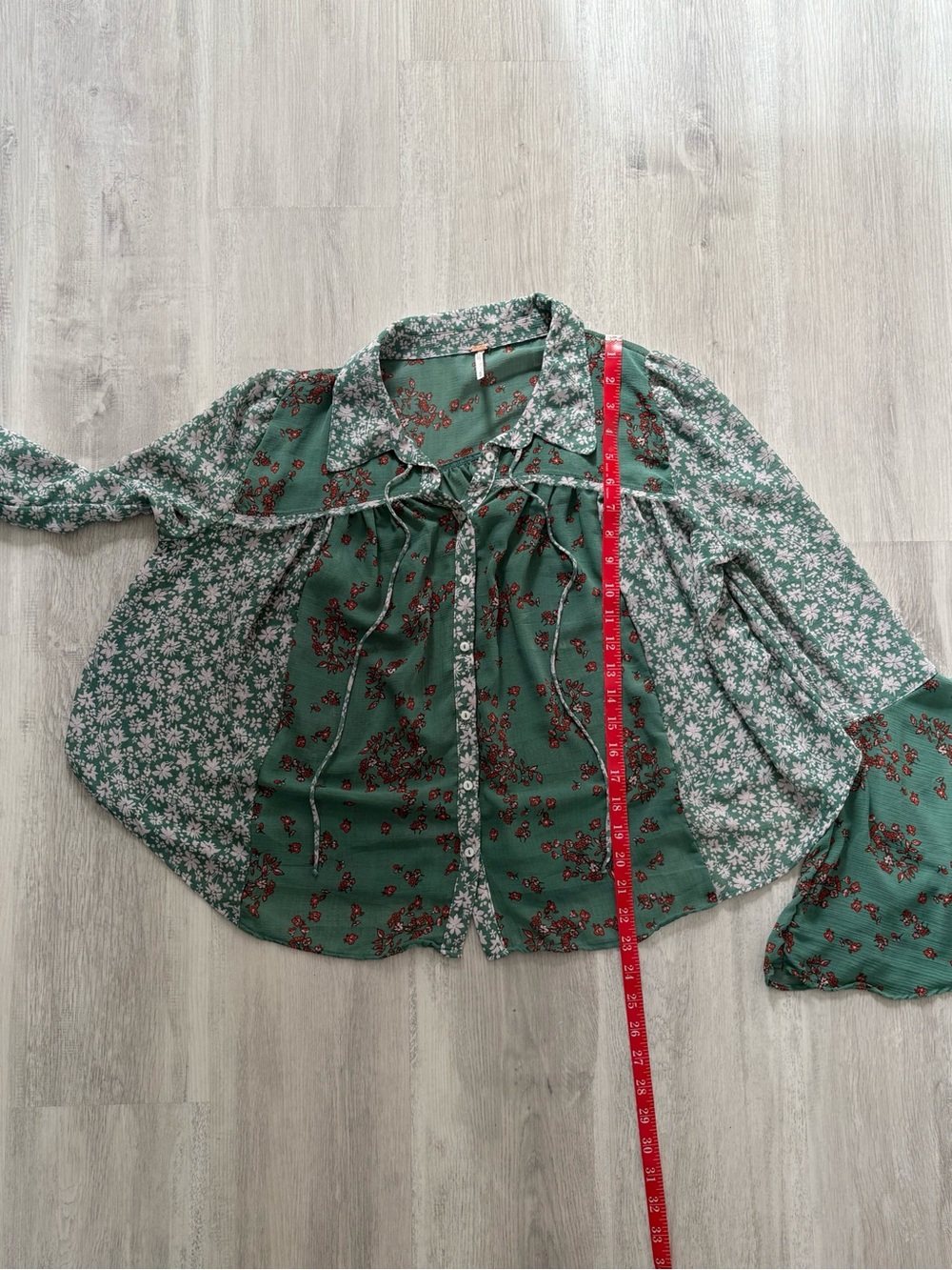 Free People Serena Emerald Green Sheer Floral Blouse Size Medium - Picture 11 of 11